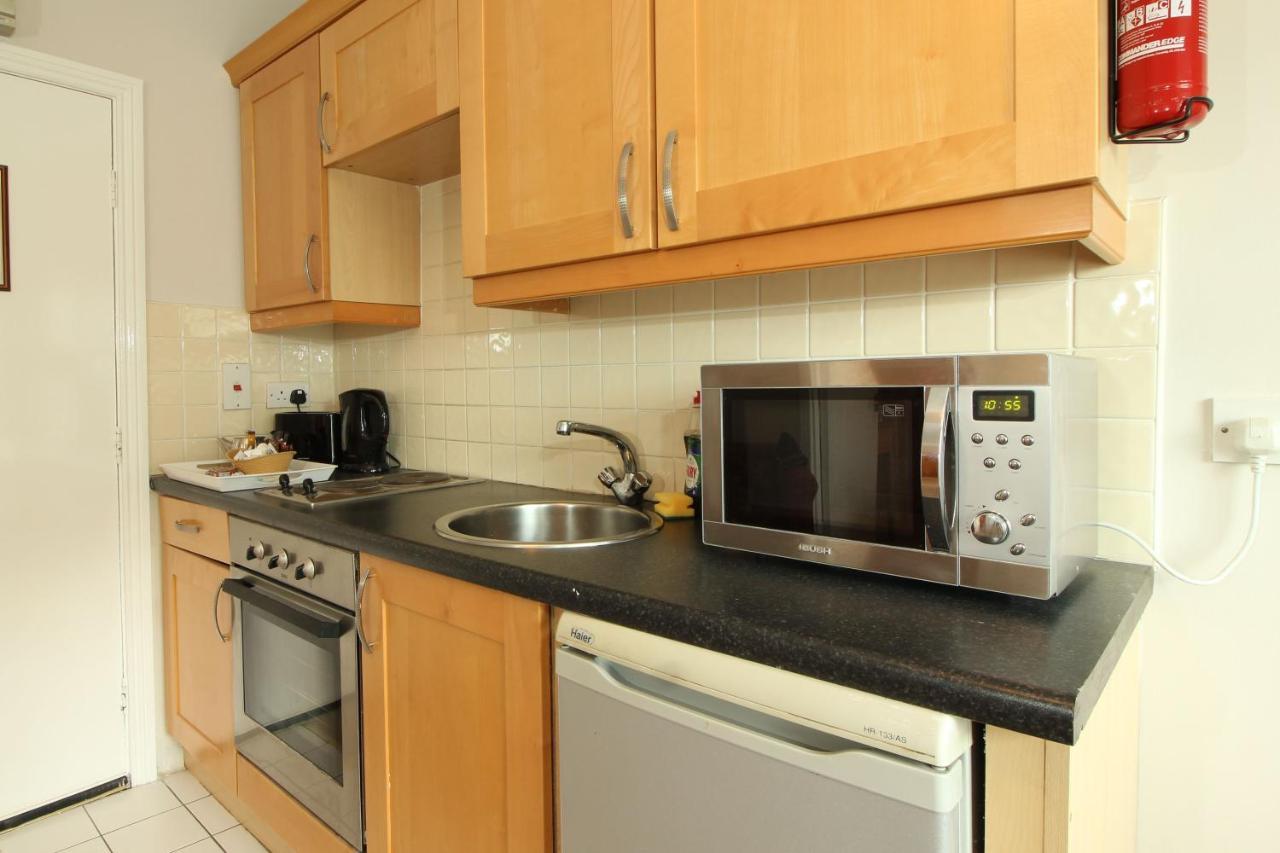 Latchfords Townhouse Hotel - Dublin — Photos 2